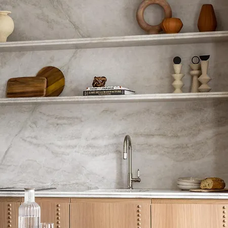 Highstay - Luxury Serviced - Vendome Apartament
